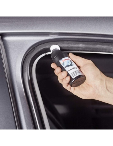 Sonax Gummi Rubber Protection - Limpa e protege borrachas